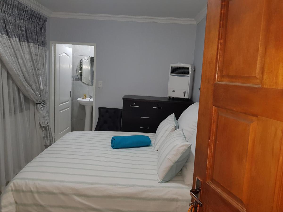 Good 2 Go Guest House Benoni Exterior foto
